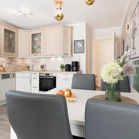 Apartman Theo-klink 18a No 63 *
